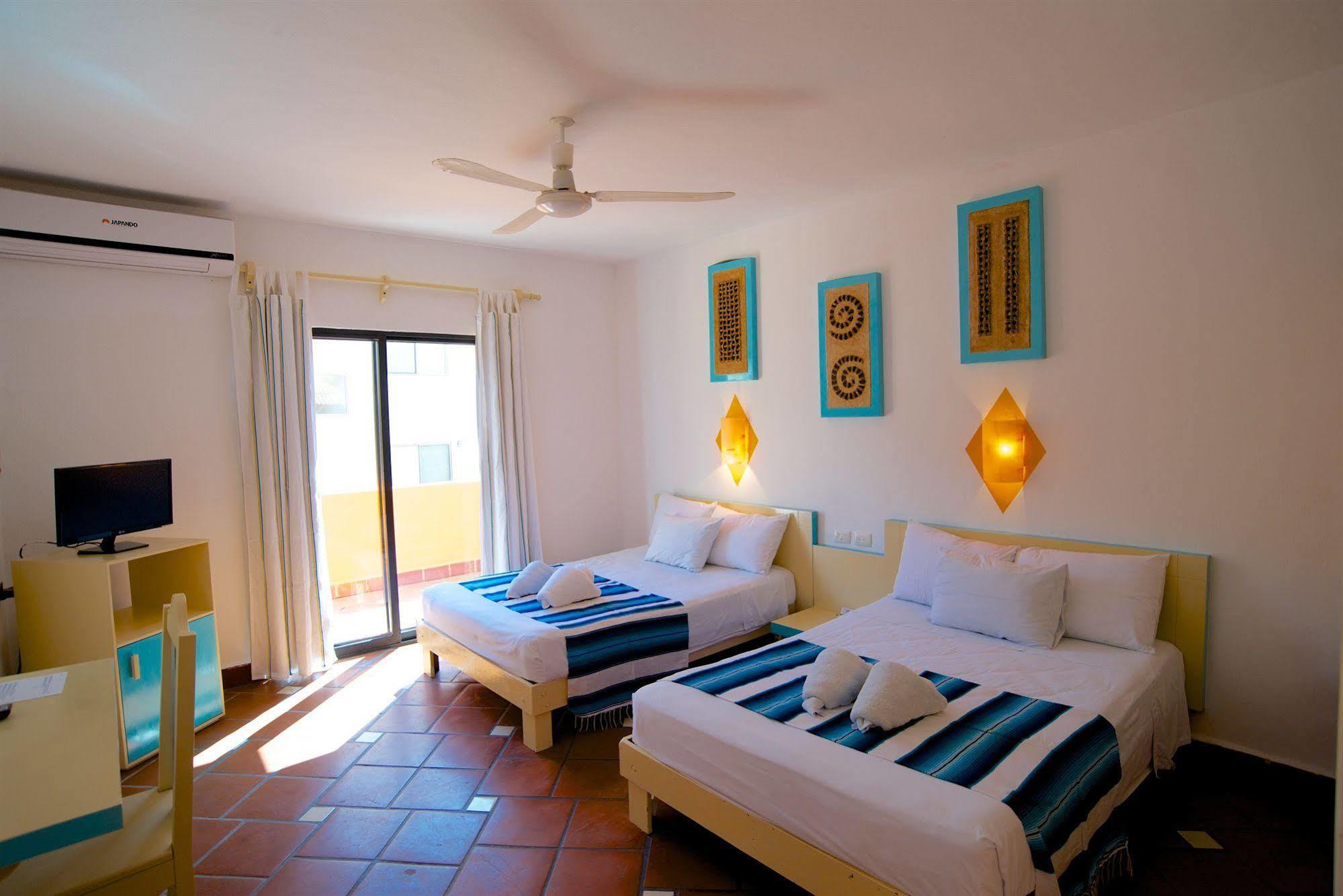 Hotel Plaza Phocea Playa del Carmen Exterior photo